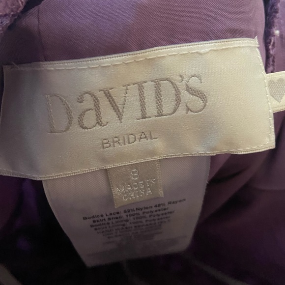 David’s bridal lavender bridesmaid dress - Picture 2 of 2